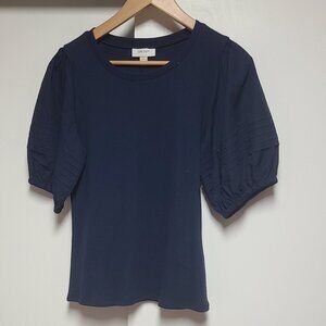 Navy top